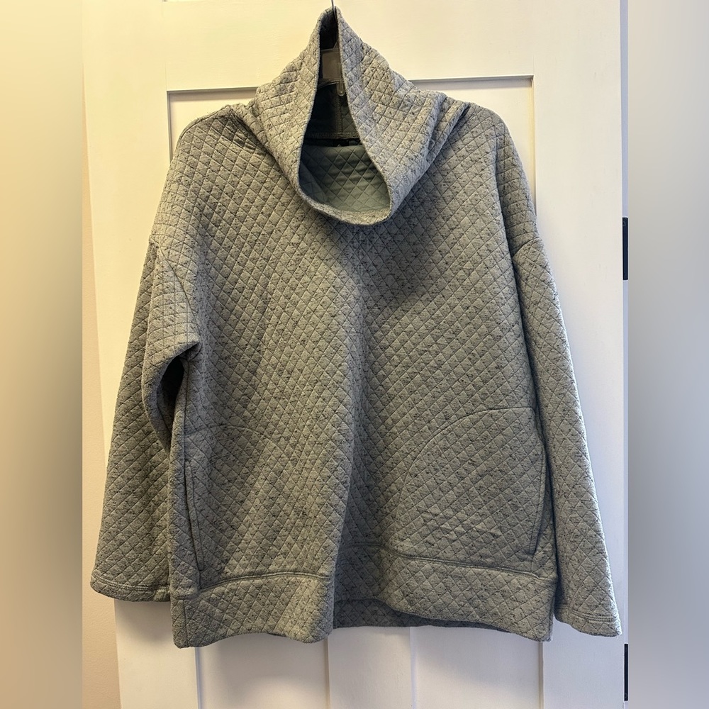RBX Women’s Sweatshirt Size XL Gray